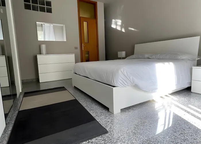 Dimora Vibo Centro 公寓 *